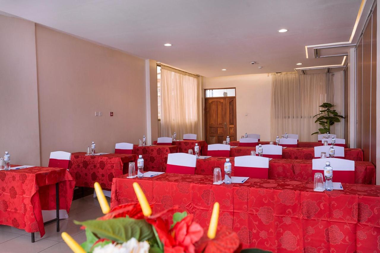 Hotel Central Park & Conference Centre Nairobi Bagian luar foto